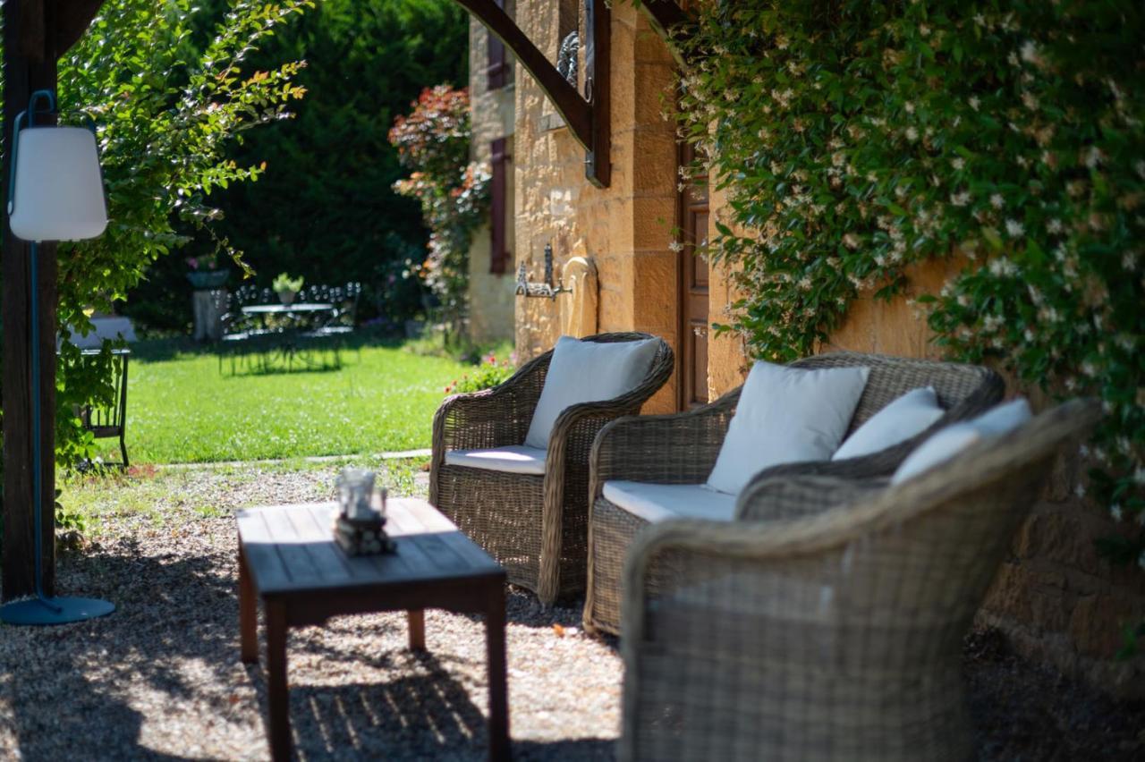 Le Clos Versailles Beynac Exterior photo