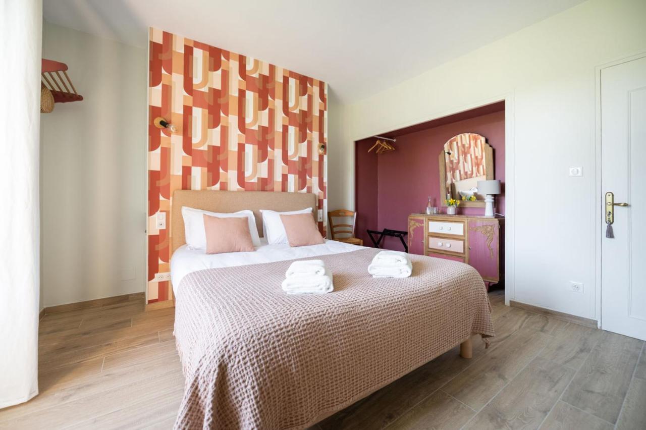 Le Clos Versailles Beynac Exterior photo