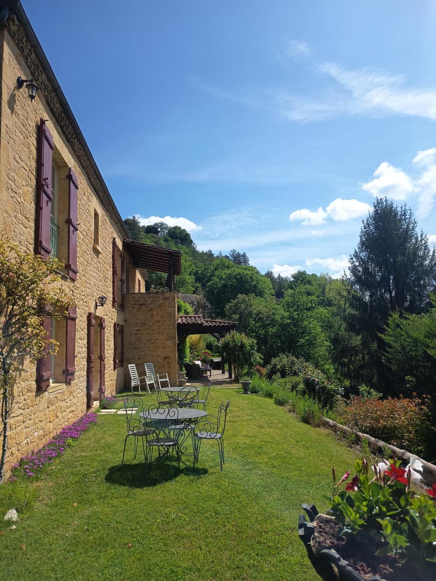 Le Clos Versailles Beynac Exterior photo